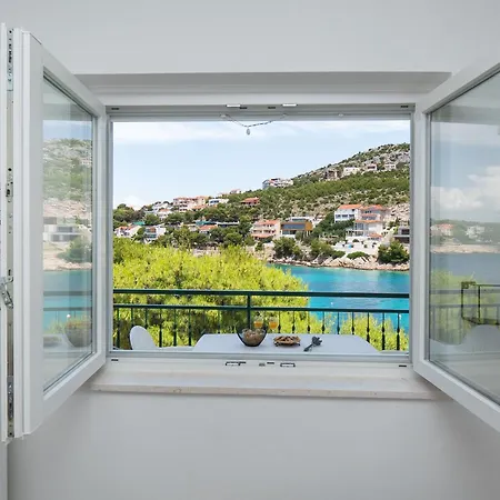 Ivica プリモシュテン