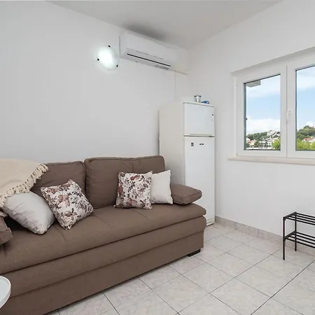 Ivica Apartment Primosten