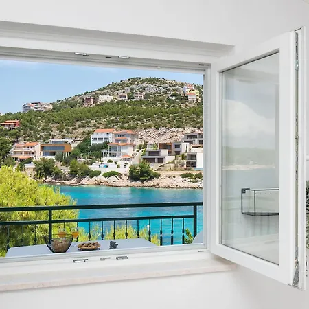 アパート Ivica プリモシュテン