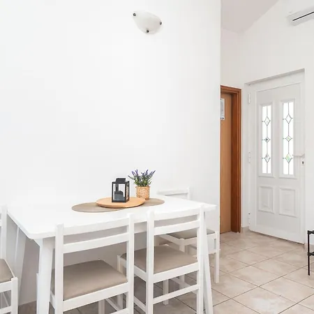 Ivica Apartment