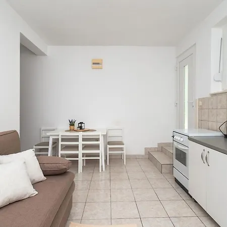 Ivica プリモシュテン