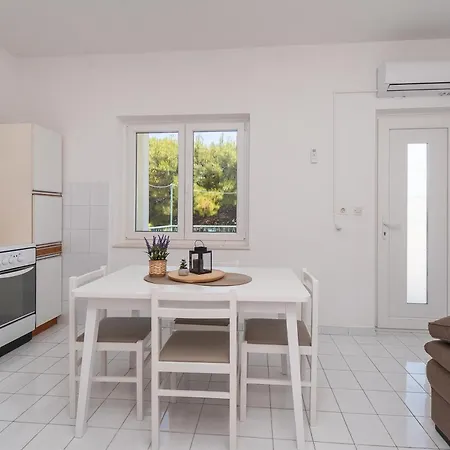 Ivica Apartment